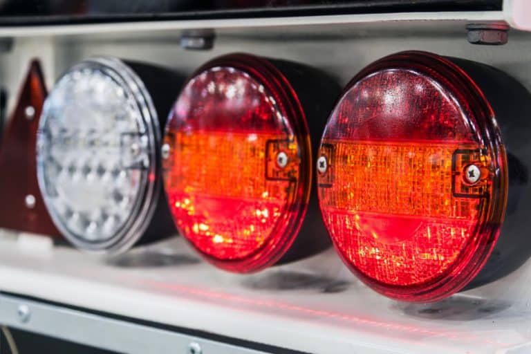 7 Ways To Mount a Light Bar on Roof Without Drilling HandyHabits