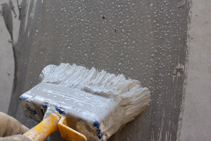 Seal Concrete Wall Large Brush