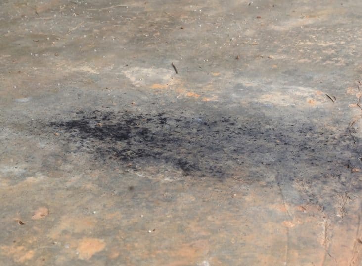 5 Ways To Remove Soot From Concrete | HandyHabits