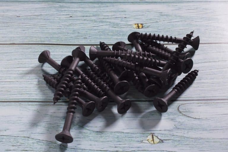 How Many Screws Do I Need for Metal Roofing? HandyHabits