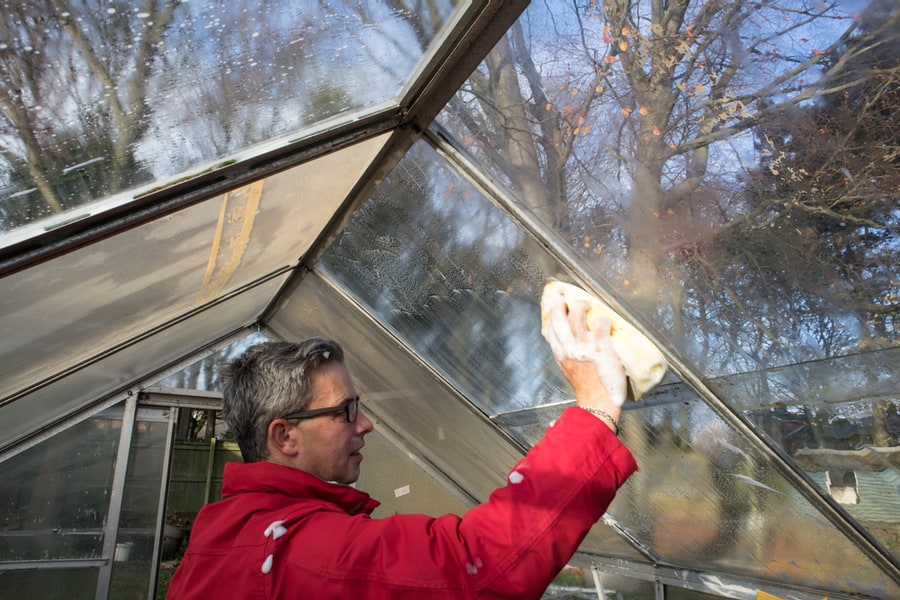 Cleaning Glass Roof