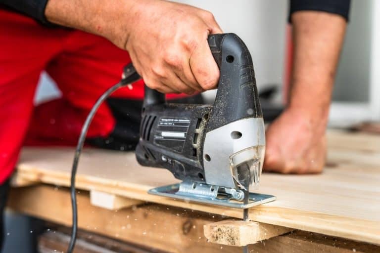 7 Easy Ways To Cut a Hole in Wood Without a Jigsaw HandyHabits